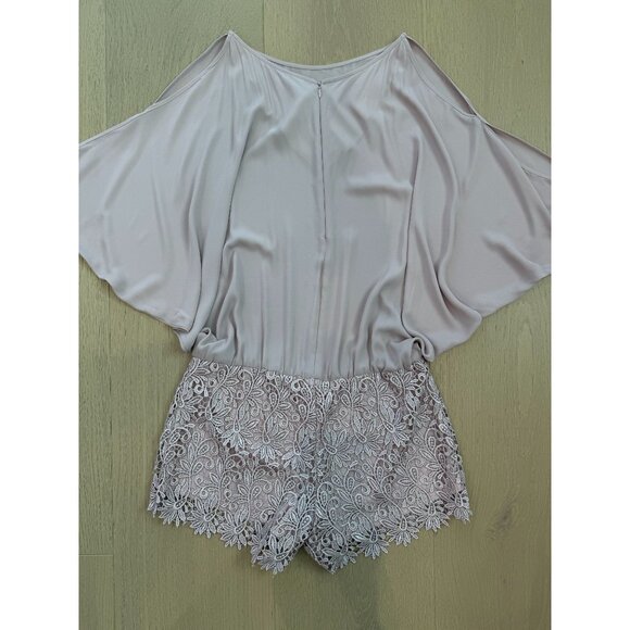 Women's Rubber Ducky Productions Mauve Romper, size medium - Picture 4 of 14